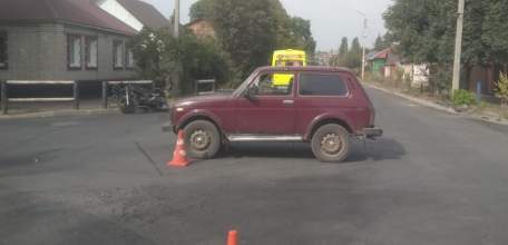 В результате ДТП на улице Яна Фабрициуса пострадал водитель мотоцикла