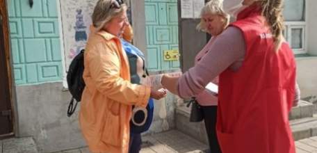 Волонтёры-медики провели в Ельце акцию «Профилактика гриппа, ОРВИ и коронавирусной инфекции»