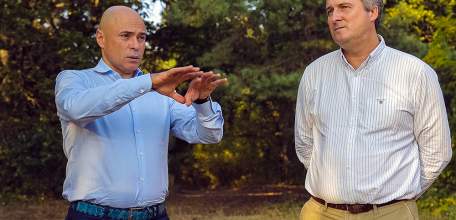 Игорь Артамонов обсудил с экспертами возрождение усадьбы Хвостовых в Елецком районе