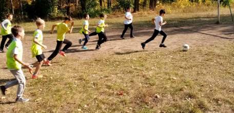 Футбольный клуб &laquo;Елец&raquo; проводит занятия по футболу для школьников города Ельца