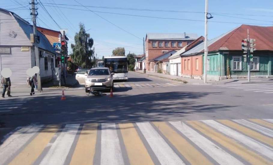 ОГИБДД ОМВД России по городу Ельцу просит откликнуться очевидцев ДТП на улице Свердлова