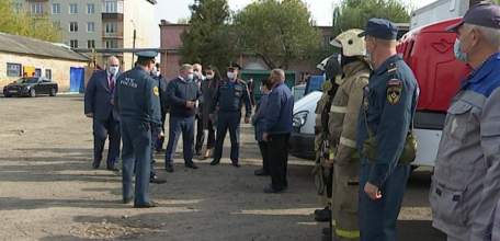 Аварийно-спасательные подразделения Ельца провели учения по гражданской обороне