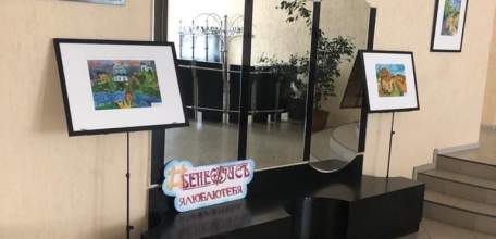В драмтеатре «Бенефис» открылась выставка художественных работ «Бунинский Елец»