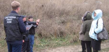 В Липецкой области завершено расследование уголовного дела о расправе школьницы с отцом и мачехой с помощью возлюбленного