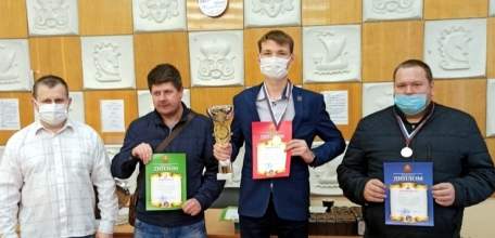 3 медали из 6 возможных с Чемпионата Липецкой области 2020 года по шахматам среди мужчин и женщин &laquo;уехали&raquo; в Елец