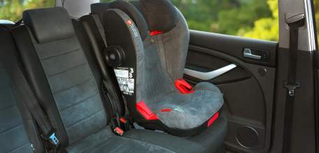 ОГИБДД ОМВД России по Елецкому району еще раз напоминает! Закон о детских автокреслах!