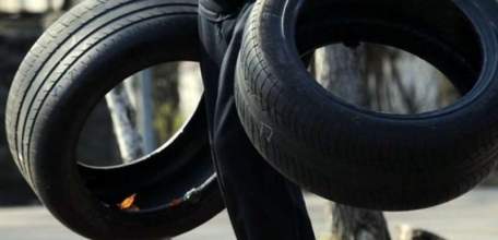 В Ельце задержан подозреваемый в краже автомобильных колес из гаражного кооператива