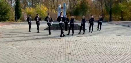 «Пост № 1»: караул гимназии № 11 стал участником региональной эстафеты
