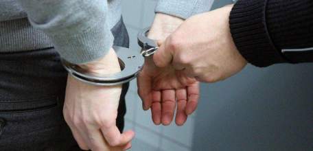 Елецкая полиция задержала подозреваемого в грабеже