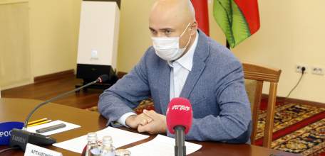 Игорь Артамонов сообщил о масштабной модернизации первичного звена здравоохранения