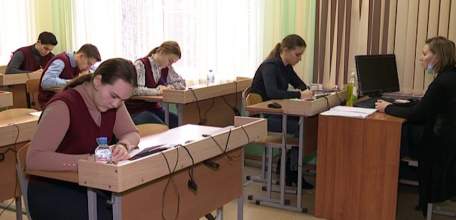 В Ельце проходит муниципальный этап Всероссийской олимпиады школьников