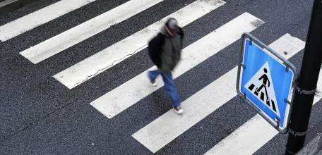 Елецкие автоинспекторы выявляли нарушителей на пешеходных переходах