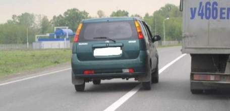 В Елецком районе ГИБДД особое внимание уделит выезду автомобилей на полосу встречного движения