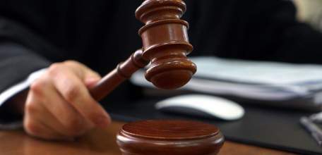 Житель города Ельца обвиняется в публичном оскорблении сотрудника полиции