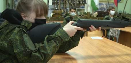 Курсанты ВПК &laquo;Ельчане&raquo; проверили себя на меткость в рамках ежегодной акции ДОСААФ