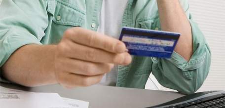 В Ельце возбуждены два уголовных дела по фактам мошенничества и кражи денег с банковских счетов