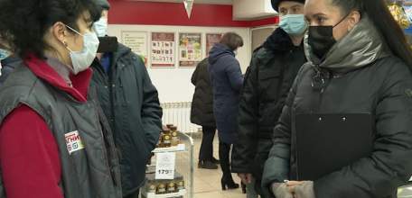 Администрация города проверила, как соблюдается масочный режим на одном из торговых объектов