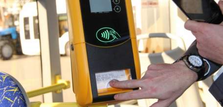 С 1 января 2021 года оплачивать проезд можно будет бесконтактным способом с использованием электронных средств платежа