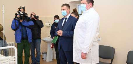 Заместитель главы администрации Липецкой области Дмитрий Аверов посетил Елец с рабочим визитом