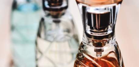 В Ельце из торгового зала магазина мужчина украл флакон туалетной воды