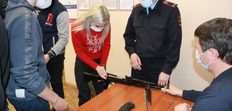 В Елецком ЛО МВД России на транспорта прошла ежегодная акция «Студенческий десант»