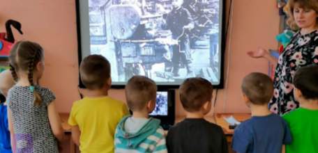 В день полного освобождения Ленинграда от фашистской блокады во всех школах Ельца прошел единый урок мужества