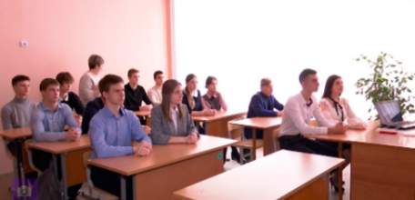 Страшный урок: в школах Ельца вспоминают историю Холокоста