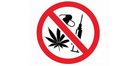 Анонимно сообщить о фактах употребления, изготовления, распространения наркотических можно по телефону дежурной части ОМВД России