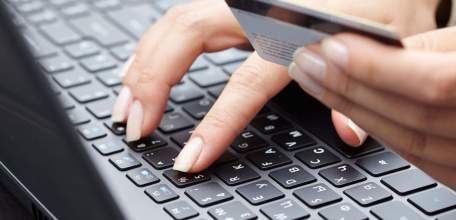 Ельчанку обманул интернет-магазин