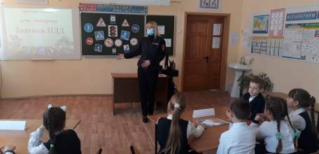 В Елецком районе школьники приняли участие в игре-викторине «Знатоки ПДД»