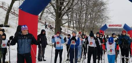 Массовая лыжная гонка "Лыжня России" прошла впервые на новой лыжной трассе в Елецком районе