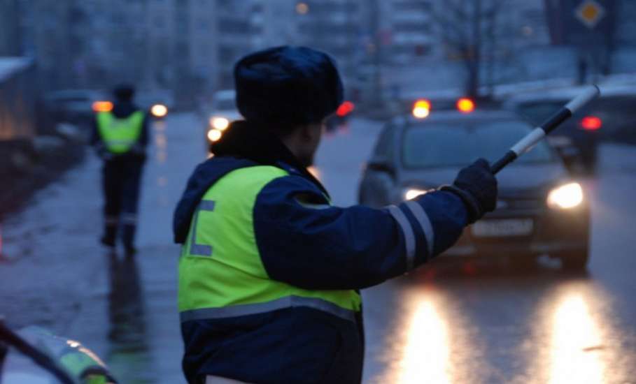 Итоги проверки водителей 23 февраля на предмет опьянения инспекторами ГИБДД Ельца