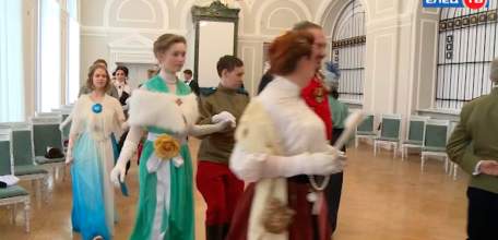 «Будем дружить полками»: на светский раут к елецким гусарам прибыли реконструкторы из Орла, Москвы, Санкт-Петербурга