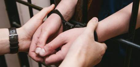 Нарушение ельчанином подписки о невыезде повлекло заключение под стражу