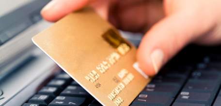 В Ельце продолжаются хищения денежных средств с банковских карт