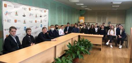 В школах города Ельца продолжается Неделя высоких технологий и технопредпринимательства