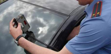 19-28 апреля 2021 г. в Ельце сотрудники ГИБДД будут проверять тонировку автомобилей