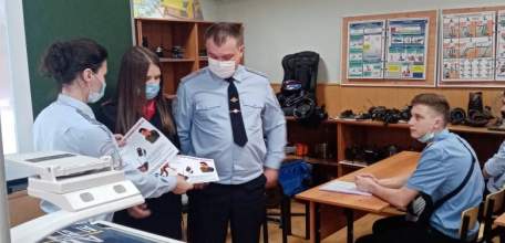Сотрудники Елецкого ЛО МВД России на транспорте провели профилактическое мероприятие в Елецком техникуме железнодорожного транспорта
