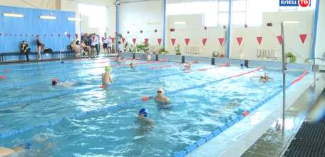 В Ельце стартовали масштабные соревнования по плаванию