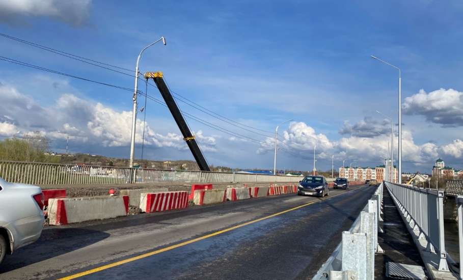 Мост в Ельце через р. Быстрая Сосна начал свою работу в тестовом режиме