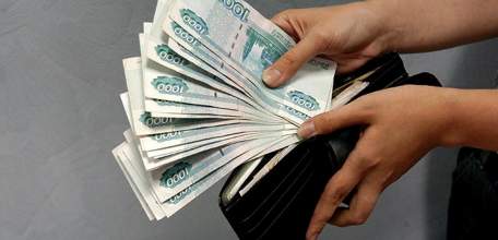 Прокуратурой Елецкого района возбуждены административные дела в отношении работодателей, выплачивающих заработную плата ниже регионального МРОТ