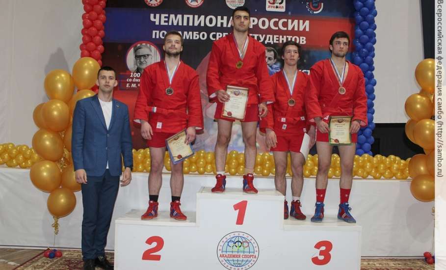 Елецкие спортсмены успешно выступили на соревнованиях по самбо в г. Кстово