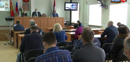 Отдых должен быть безопасным: подготовку Ельца к майским праздникам обсудили в администрации города