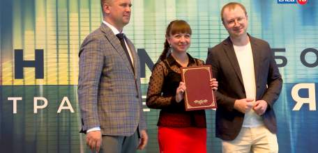 Сотрудники ЕЛЕЦ ТВ получили награды ко Дню радио