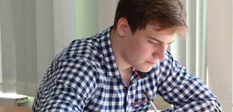 Девятиклассники Липецкой области сдают экзамен по математике