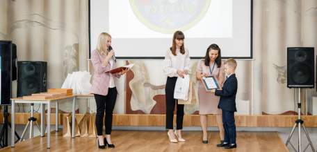 Ельчанка стала победителем регионального творческого конкурса «Просто космос!»