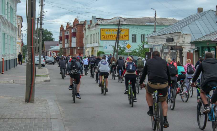 В Ельце состоялся велодень, посвященный Всемирному дню велосипедиста