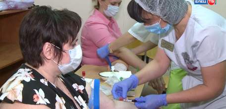 Проверка иммунитета: сотрудники ЕГУ им. И.А. Бунина сдают тесты на антитела к COVID-19