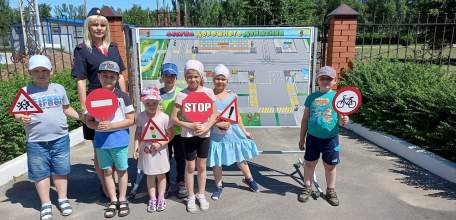Сотрудники ГИБДД Елецкого района проводит мероприятия для дошкольников