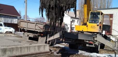 Сотрудниками ОГУП &laquo;Елецводоканал&raquo; регулярно проводятся работы по устранению засоров в централизованной системе водоотведения